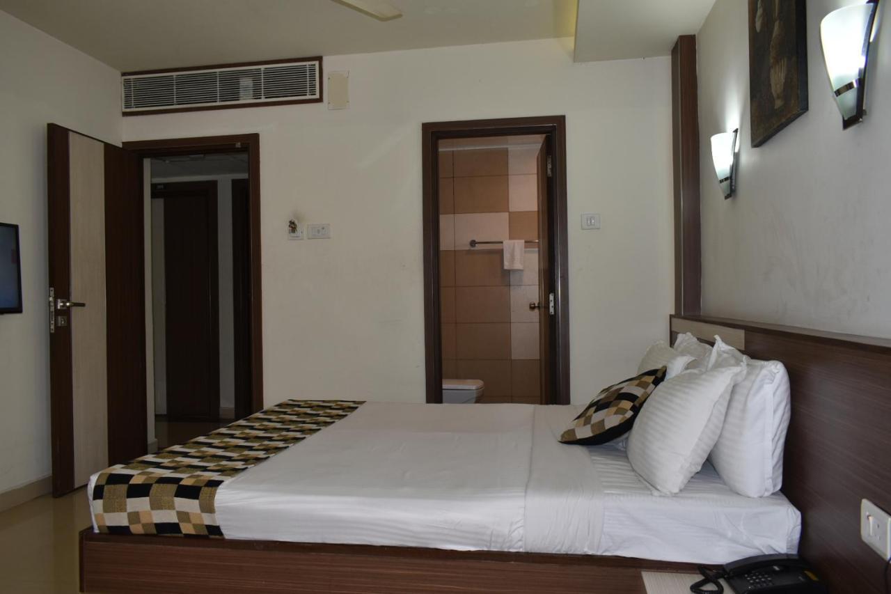 Hotel South Regency, Ernakulam Kochi Exterior foto